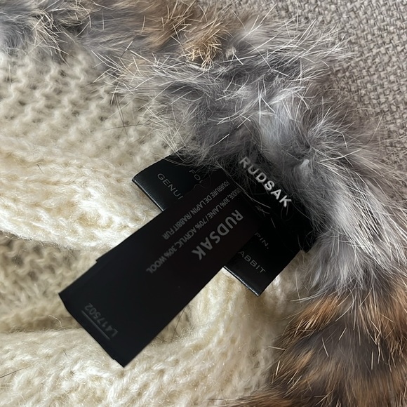 Rudsak Infinity Scarf with Fur - Picture 3 of 4